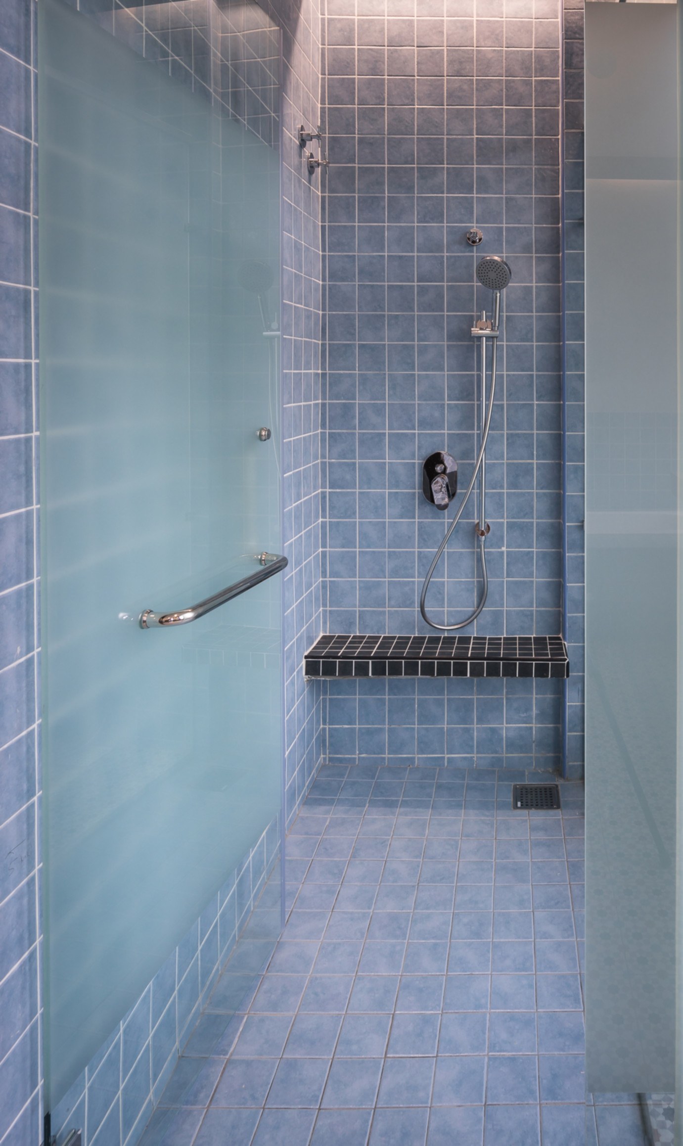 Bintang Suite bathroom