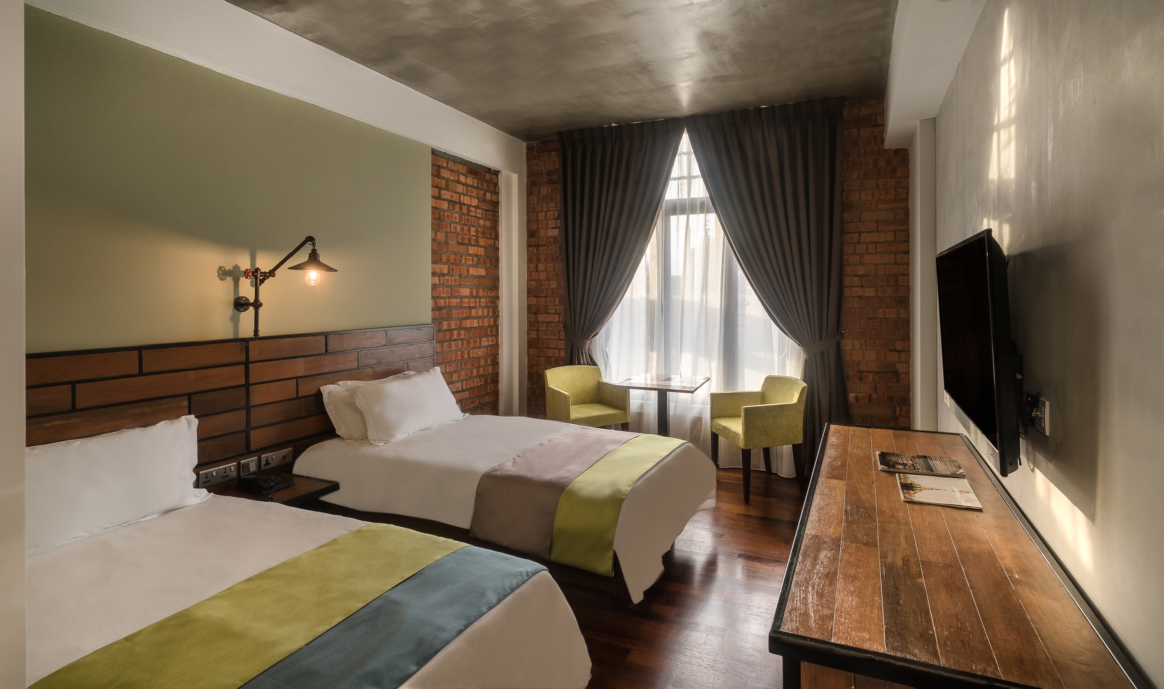 Deluxe Twin room with two Super Single beds