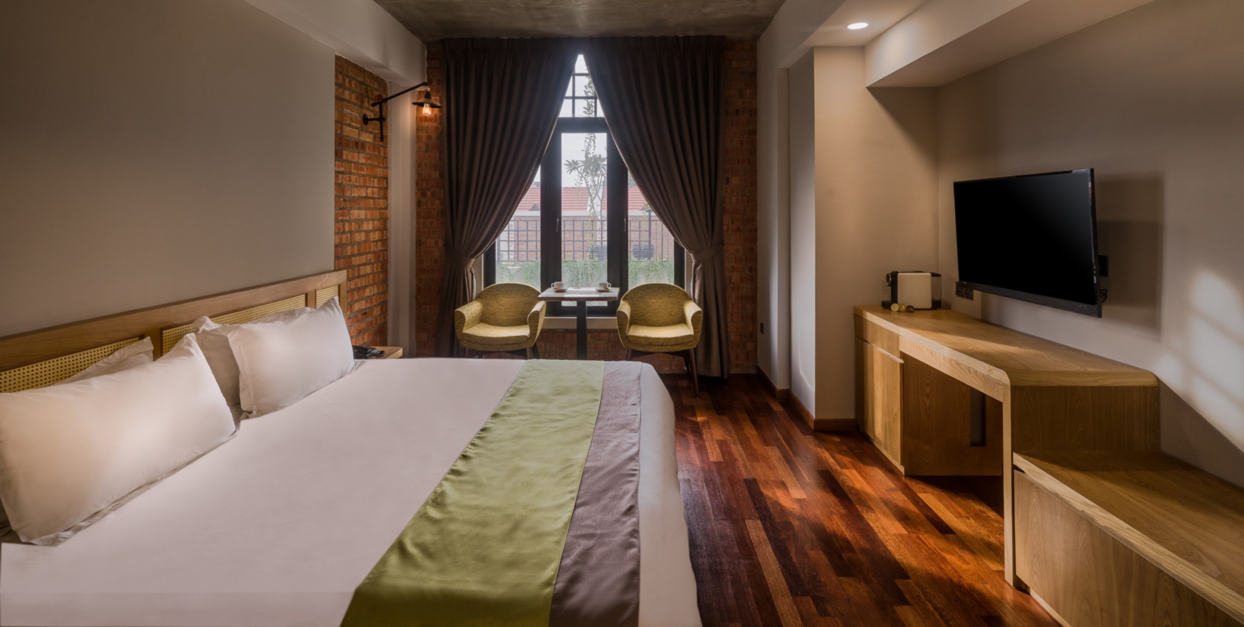 Premier Deluxe room with Super King bed